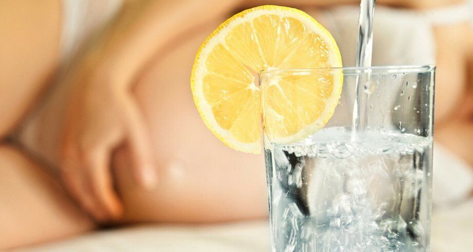 правила за пиене на вода с лимон
